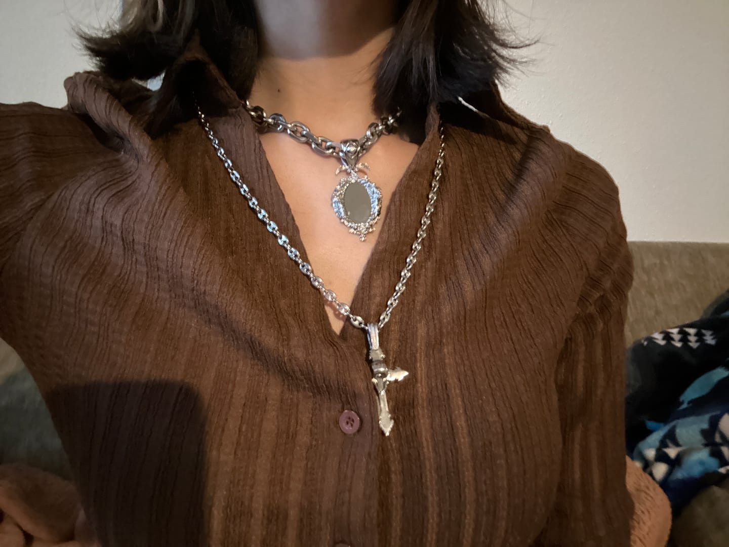 Customer photo review of MIRROR PENDANT