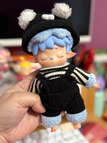Customer photo review of MIMI's City Walk Series Plush Blind Box