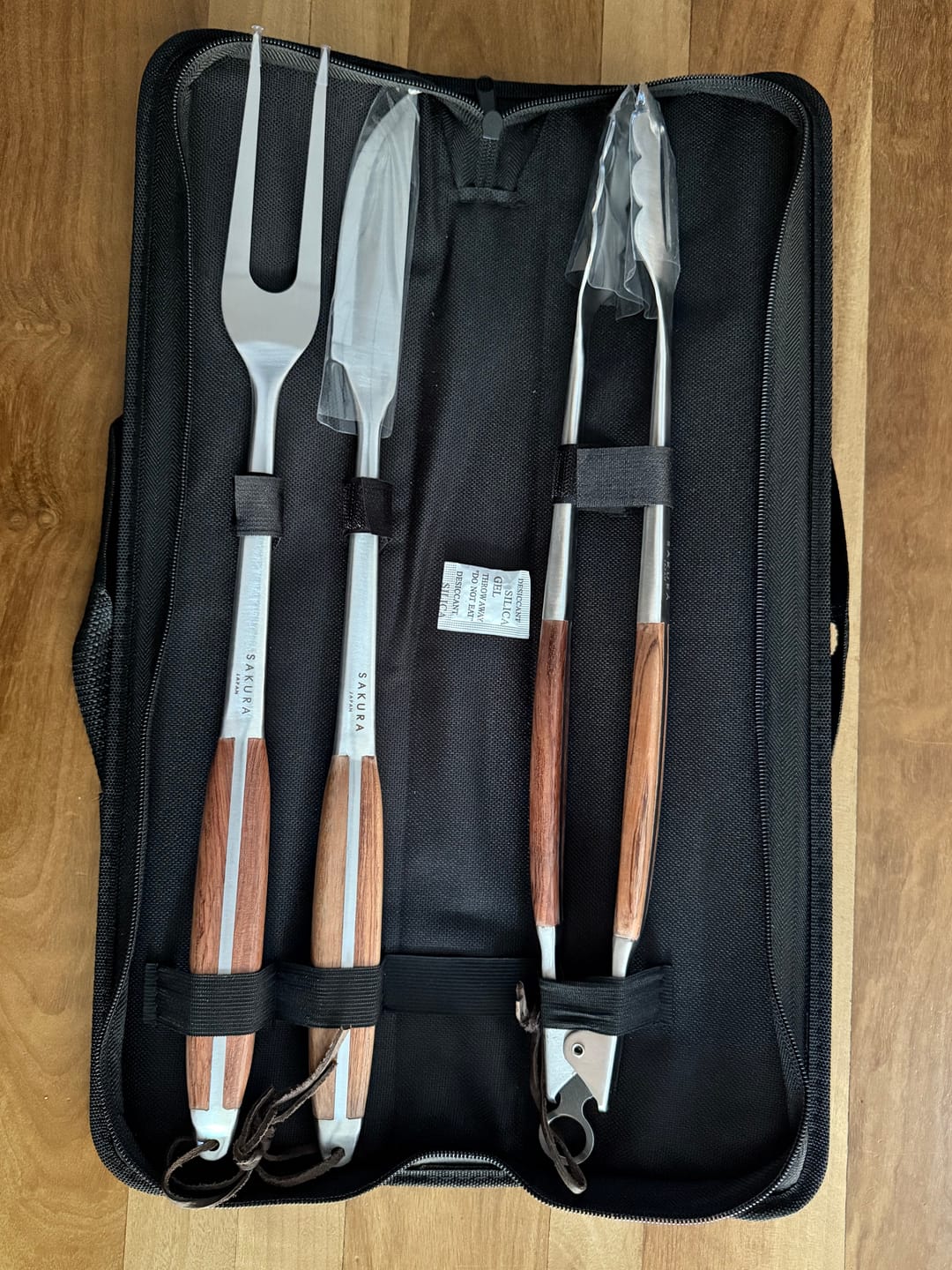 Customer photo review of Sakura Grill Master Set - Kit Parrillero De Asado Sakura 3 Piezas + Funda
