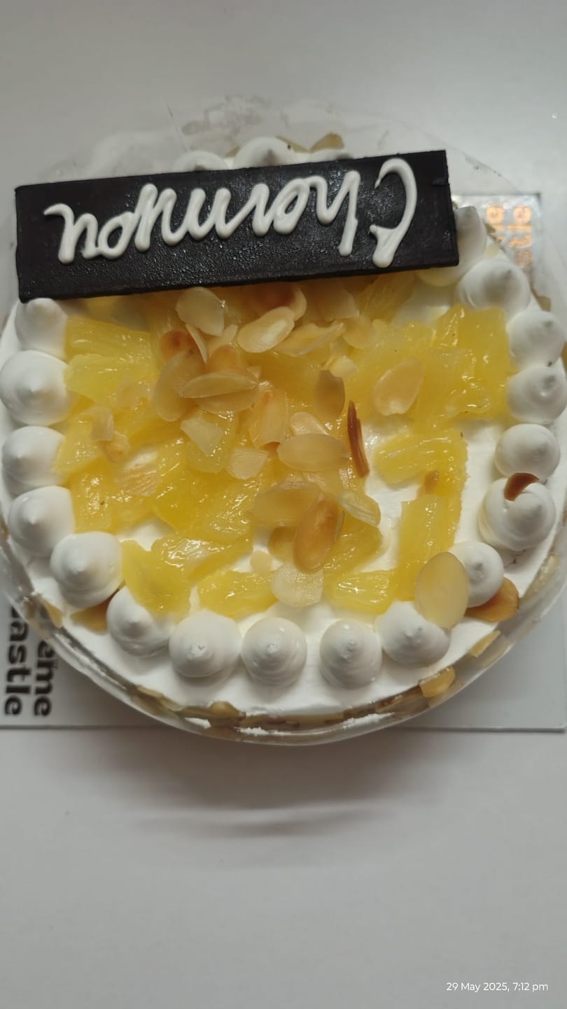 Customer photo review of Exotic Pineapple