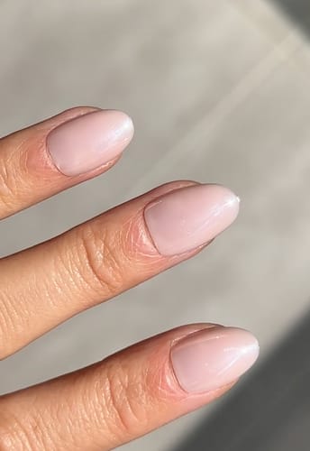 Customer photo review of Sunlit Cream | Salon Quality Press-on Nails Kit - Short Almond Yellow Glossy Sheen