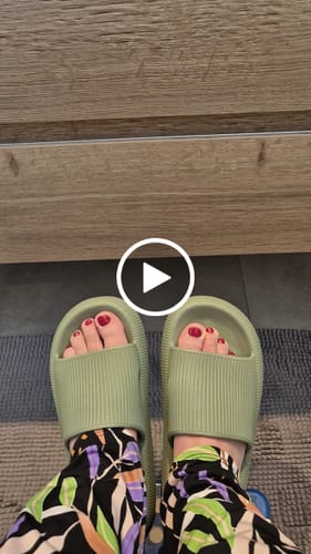 Customer video review of HappyFlops Kids