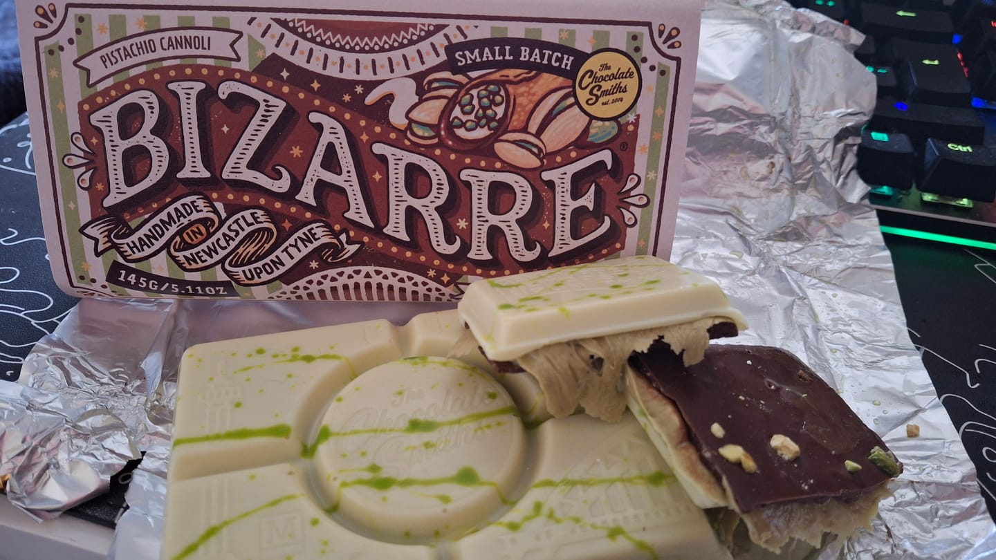 Customer photo review of Pistachio Cannoli Inspired What D'Yee Want Wednesday Bar