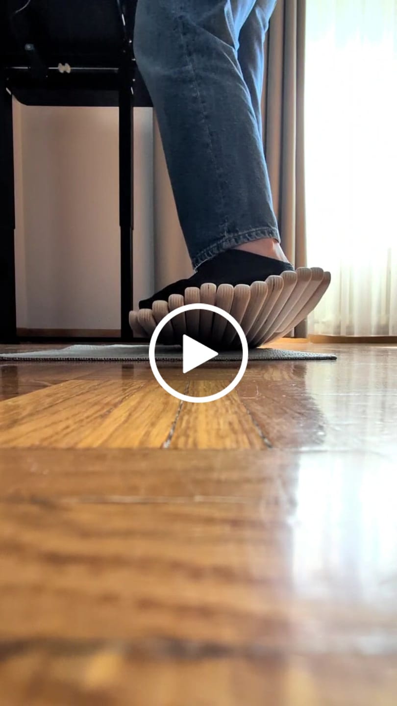 Customer video review of Movemate™ Active Standing Board