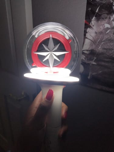Customer photo review of STRAY KIDS - OFFICIAL LIGHT STICK VER.2