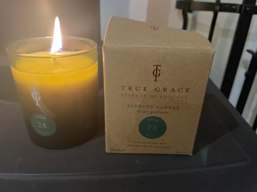 Customer photo review of Wild Mint Small Candle