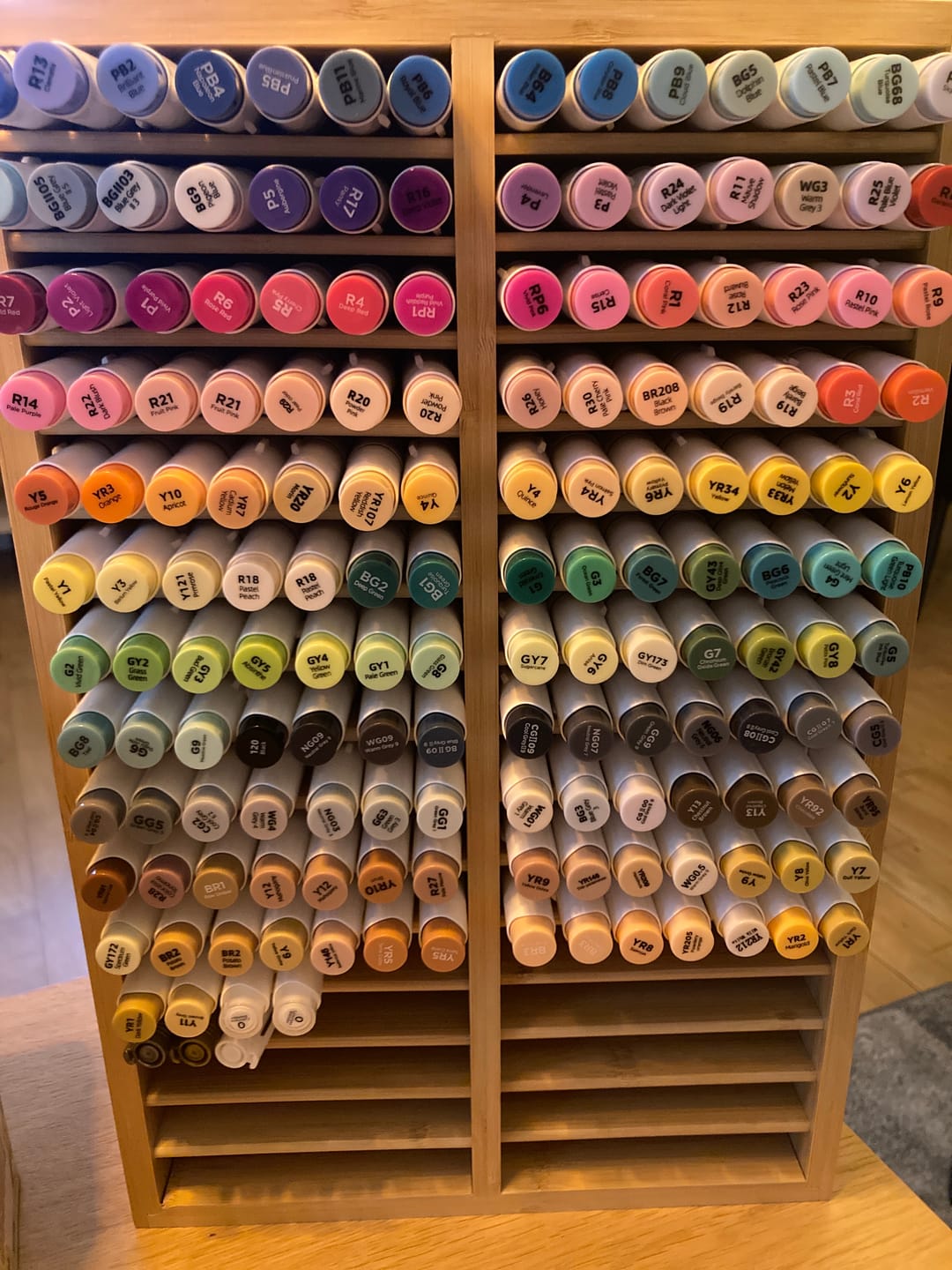 Customer photo review of Ohuhu Bamboo Marker Organizer (Europe Only)