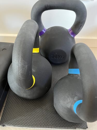 Customer photo review of Strength Shop Cast Iron Kettlebells - Single Mould, Powder Coated, 4-64KG