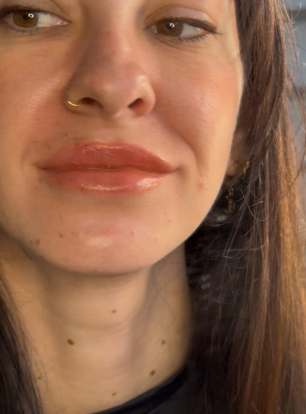 Customer photo review of Nude Glow Lip Gloss
