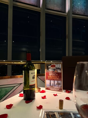 Customer photo review of Cena Romántica