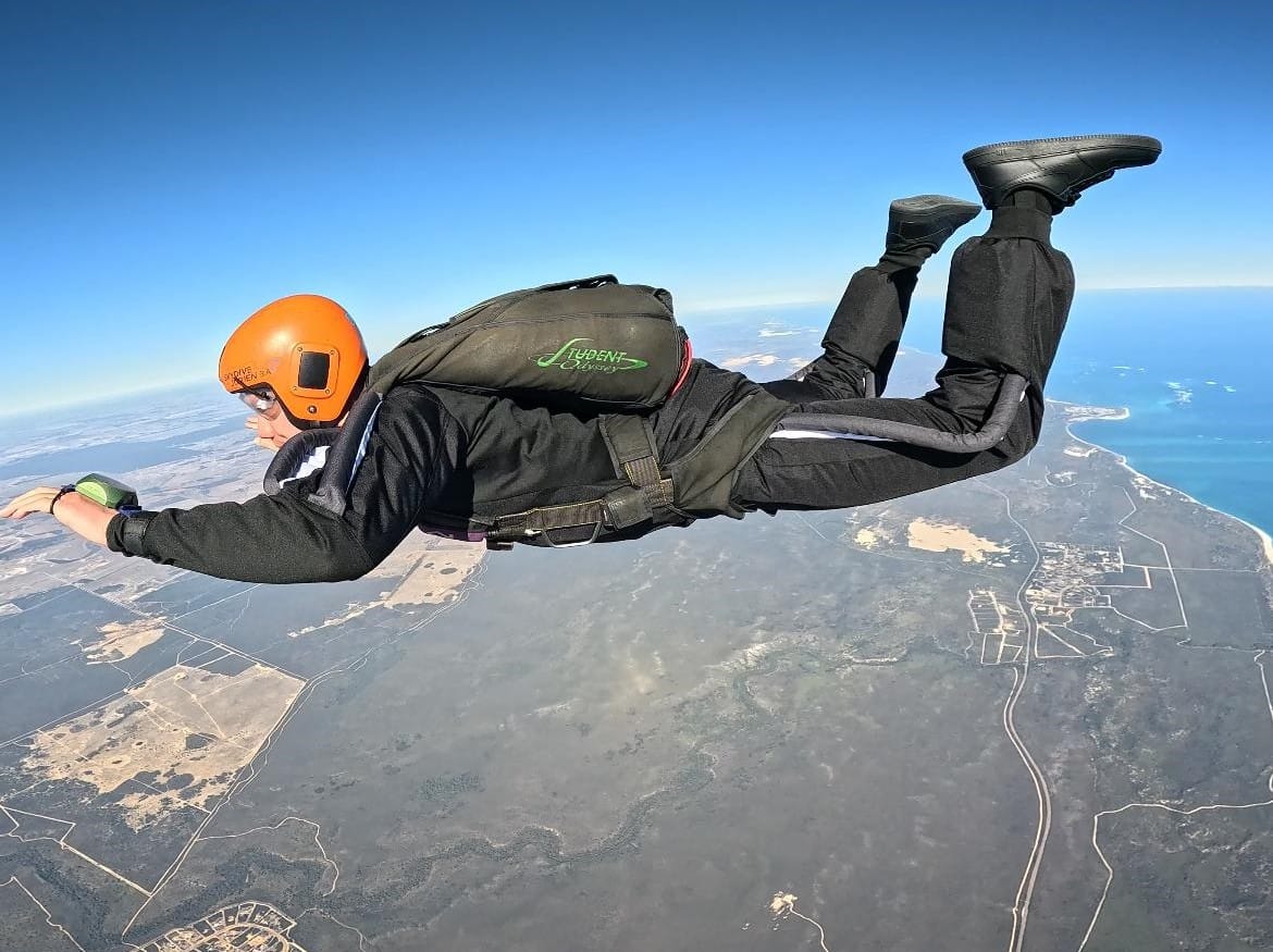 Customer photo review of Skydiving Formation Suit Grey grips  RW-13