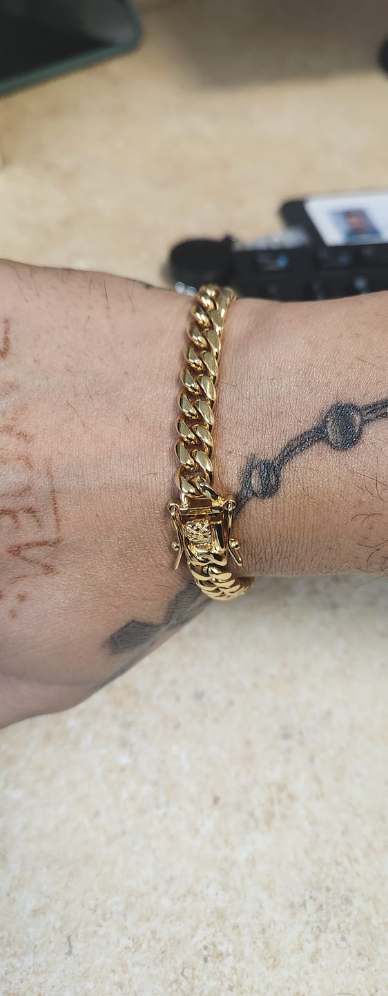 Customer photo review of Miami Cuban Link Bracelet