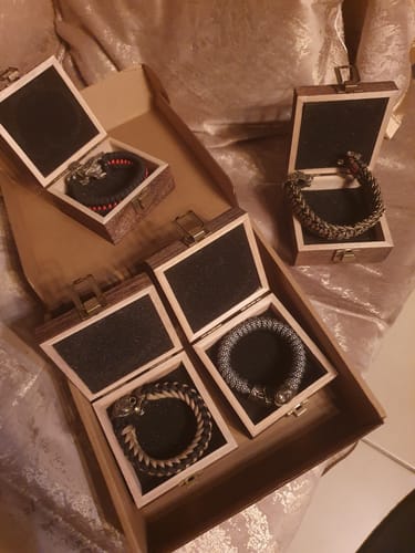 Customer photo review of Lion II  Paracord Bracelet