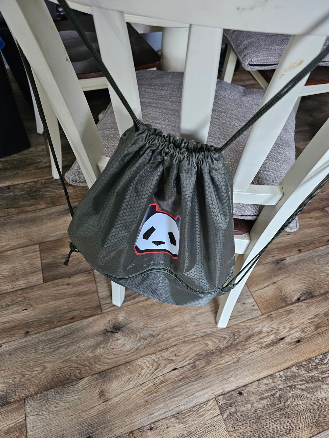 Customer photo review of Gym Drawstring Bag + Zipper & Free Sample Pack