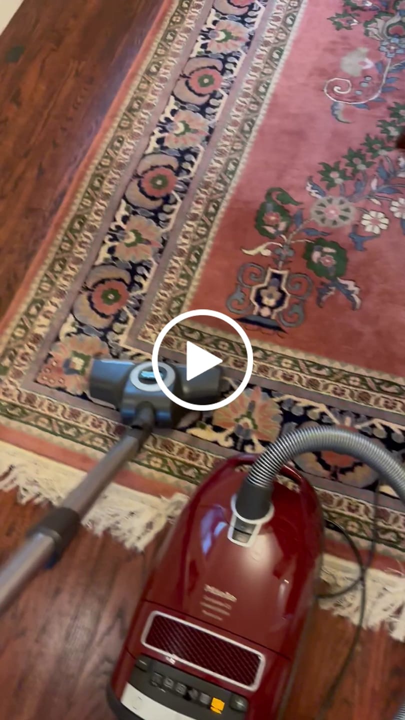 Customer video review of Miele STB 305-3 Turbo Brush Carpet Tool