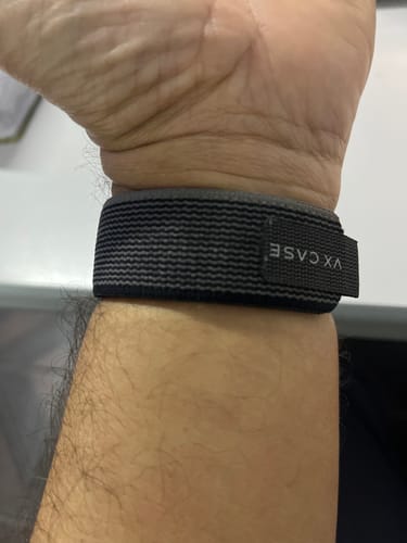 Customer photo review of Pulseira Loop Trail para Apple Watch