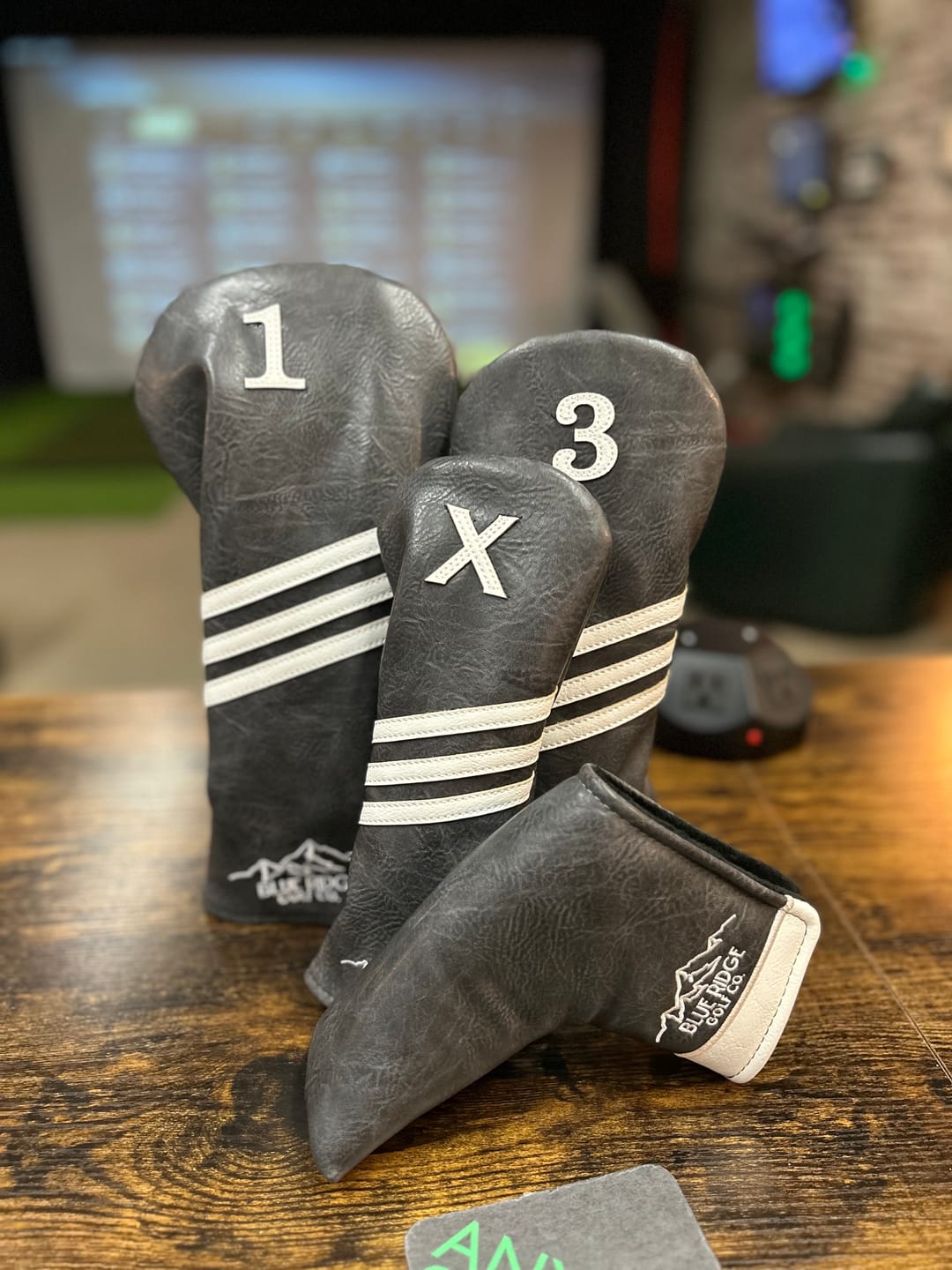 Customer photo review of Classic Leather Edition - Shadow Grey / Pure White