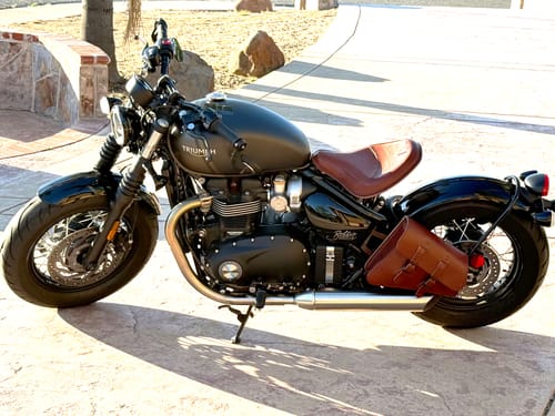 Customer photo review of Triumph Bobber Speedmaster Left Side Solo Bag - TBL01