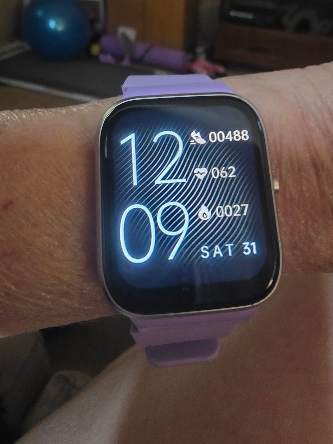 Customer photo review of BEARSCOME Blood Pressure Blood oxygen Blood Sugar Monitoring Bluetooth Talk Play Music Health Waterproof Smartwatch