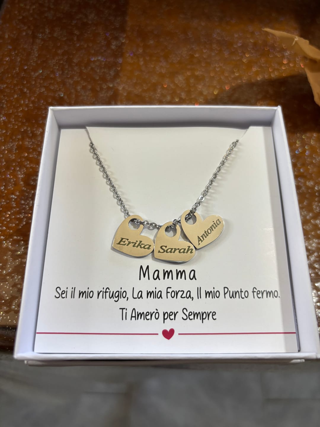 Customer photo review of Collana con cuori - Amori della Mamma
