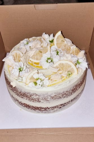 Customer photo review of lemon meringue cake