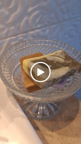 Customer video review of 15% Herbal-Love Haarseife (Haarwachstum & Haarglanz)