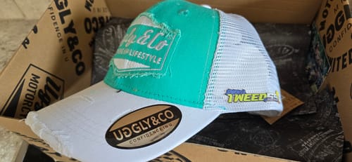 Customer photo review of Turquoise & White Diamond Cap