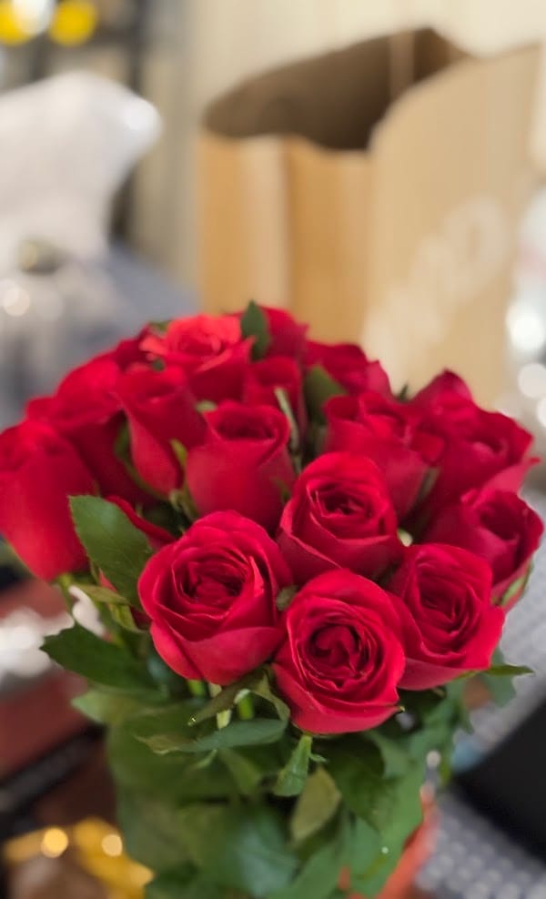 Customer photo review of Roses