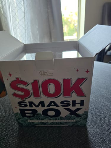 Customer photo review of Luxe Red | $10k Smashbox