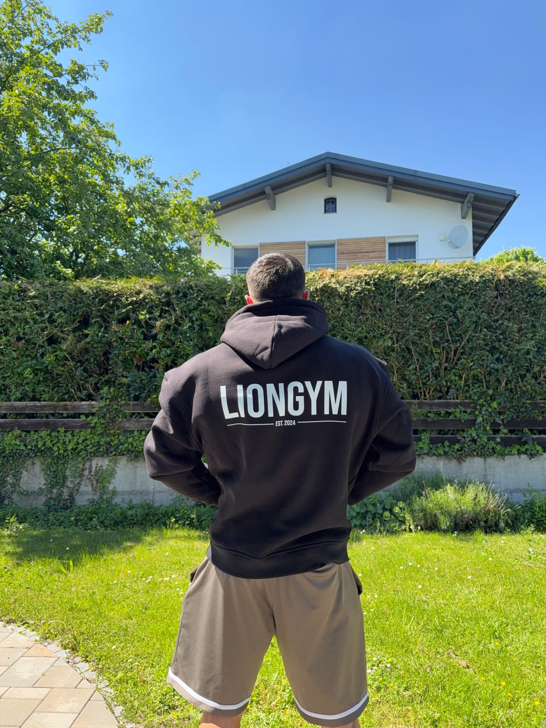 Customer photo review of LIONGYM Unisex Oversized Hoodie (Front- & Backprint)