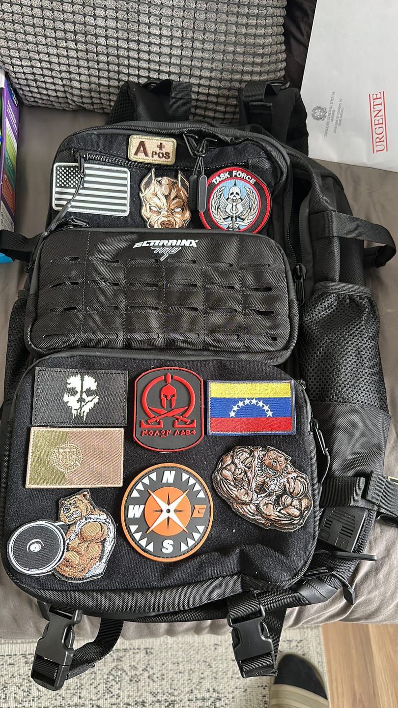 Customer photo review of Mochila Pro Series 45L Black