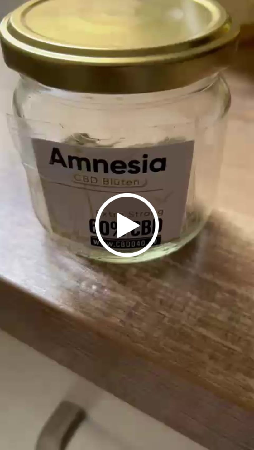 Customer video review of Amnesia Haze Extra Strong 60% - CBD Blüten - Indoor - Unsere stärkste CBD Sorte