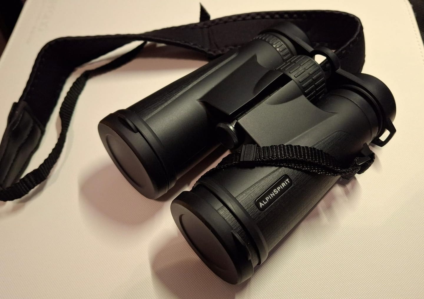 Customer photo review of AlpinSpirit© Fernglas 10x42 inkl. Hardcase & Zubehör (schwarz)