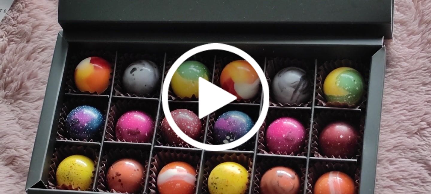Customer video review of Bombones Galileo Caja 18 Unidades
