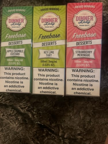 Customer photo review of Dinner Lady Strawberry Meringue 100ml