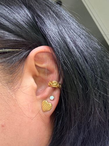 Customer photo review of Cecilia Filigree Ear Cuff