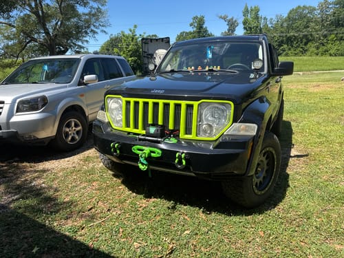 Customer photo review of Jeep Liberty KK Hidden Winch Mount