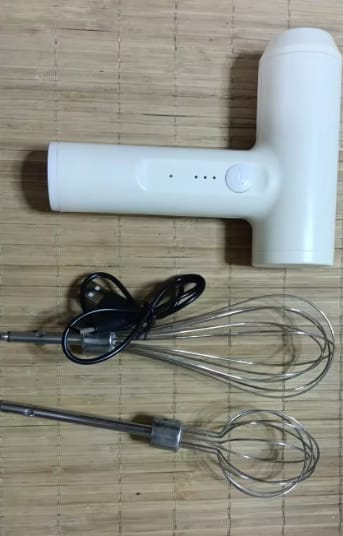 Customer photo review of Hand-Held Food Whisk