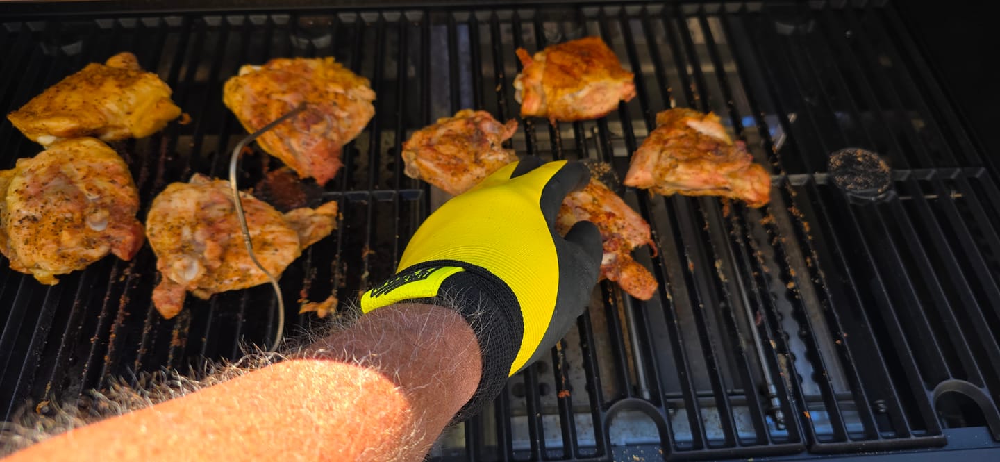 Customer photo review of Pitmaster Gloves
