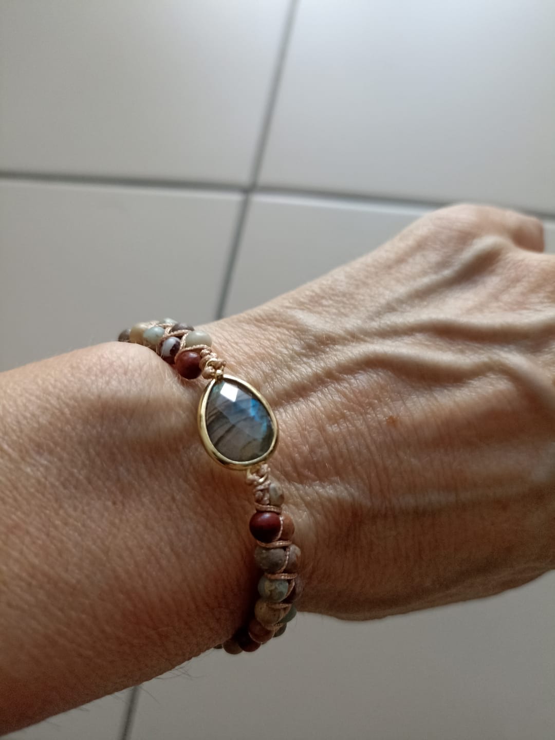 Customer photo review of Bracelet Tressé "Audace" en Jaspe & Labradorite