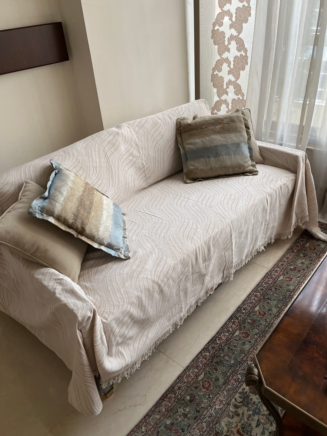 Customer photo review of Rippled / Sofa Cover