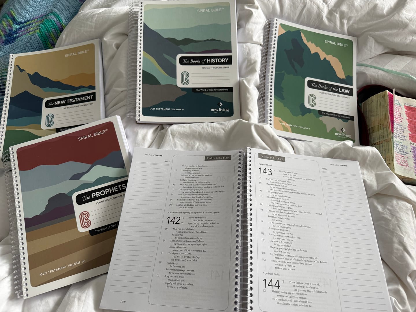 Customer photo review of Spiral Bible™ - NLT - Isaiah - Malachi (Softcover)