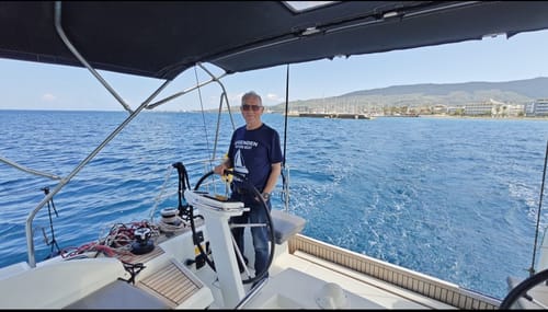 Customer photo review of LEGENDEN ALTERN NICHT SIE GEHEN SEGELN - Herren Bio-Baumwolle T-Shirt
