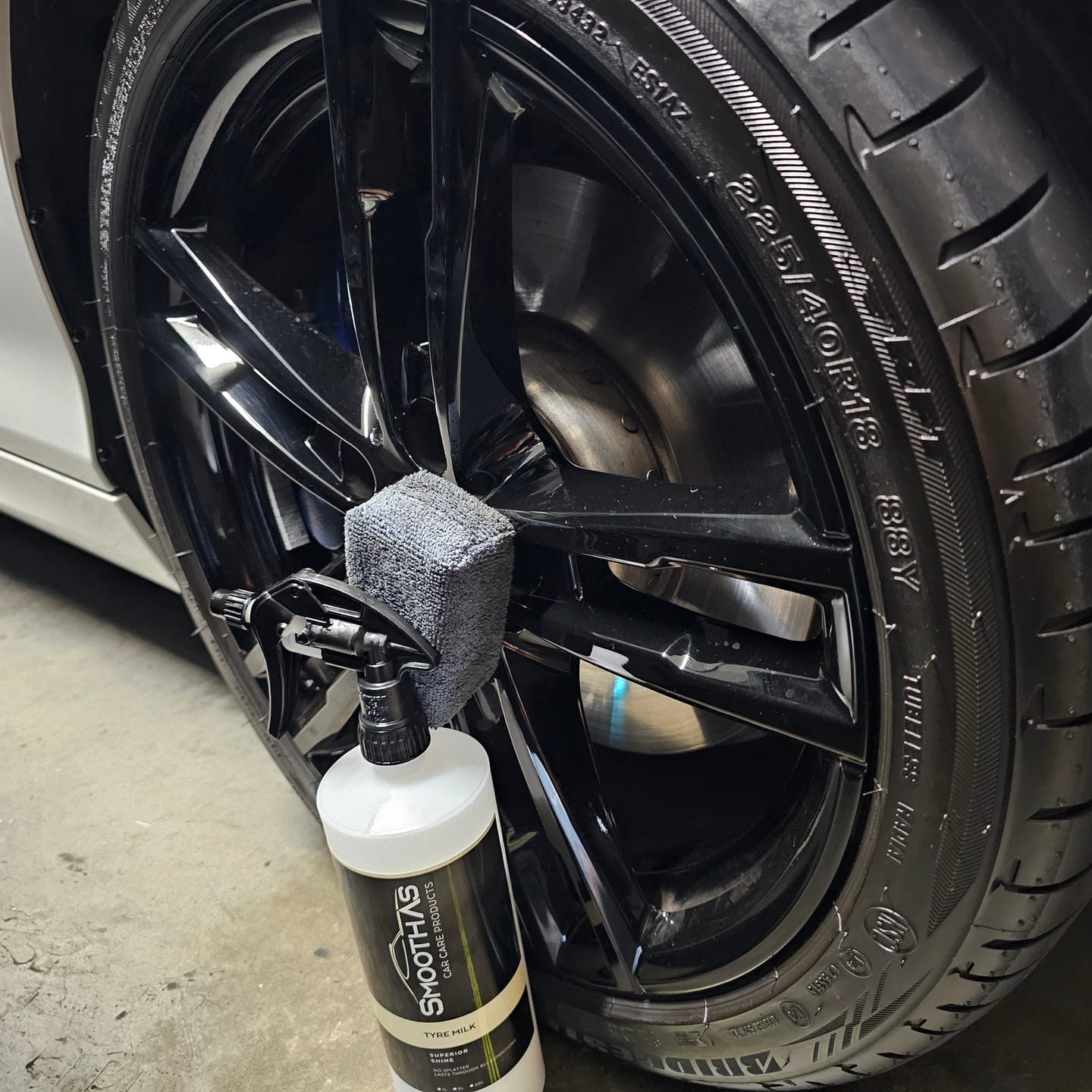 Customer photo review of Tyre Milk