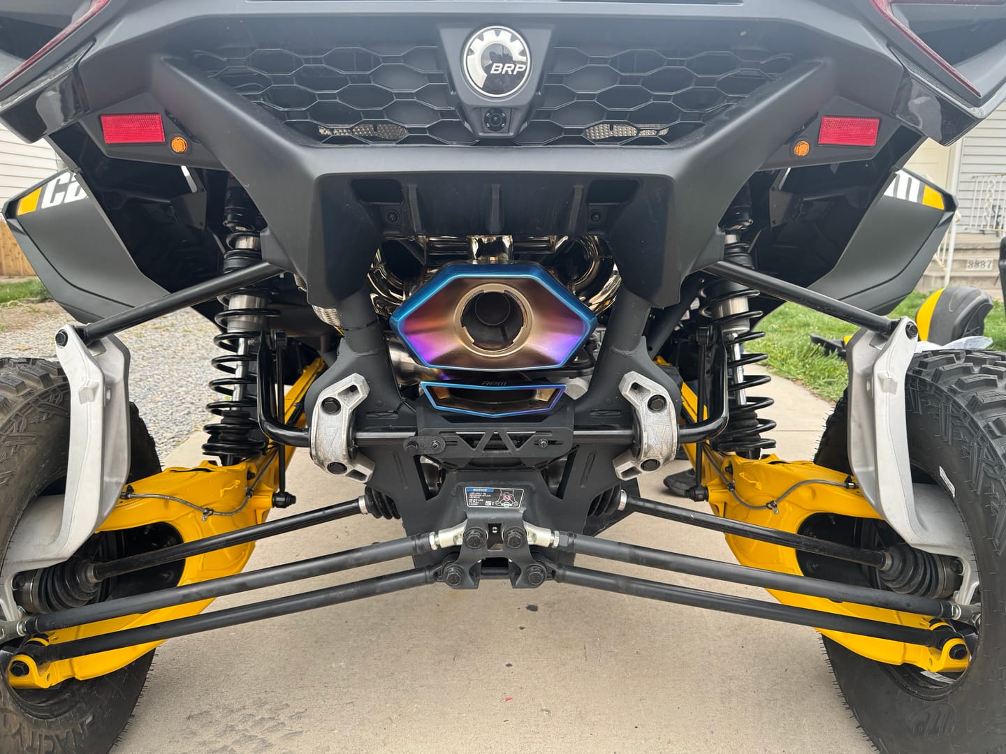 Customer photo review of RPM Can-Am Maverick R 3" E-Valve Mid Pipe / Electronic Dump Valve