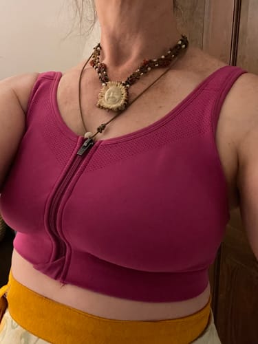 Customer photo review of HuggerVIDA