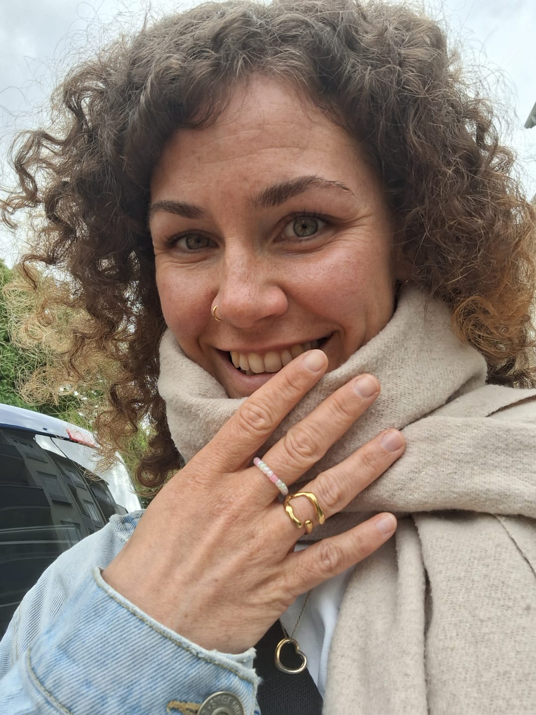 Customer photo review of Clara - Claw Ring Stainless Steel
