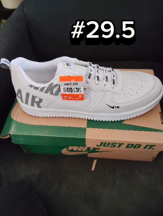 Customer photo review of Tenis 420 Blanco Negro Blanco