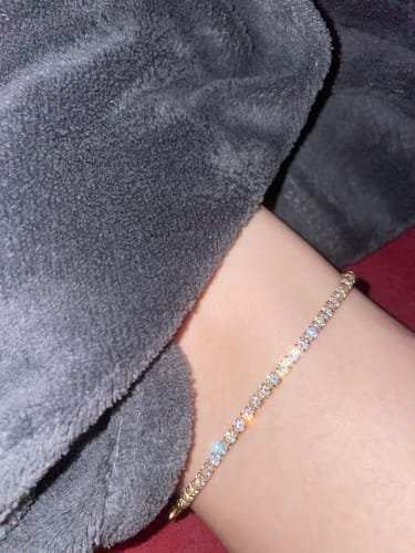 Customer photo review of Tennis Fußkette | 18K vergoldet