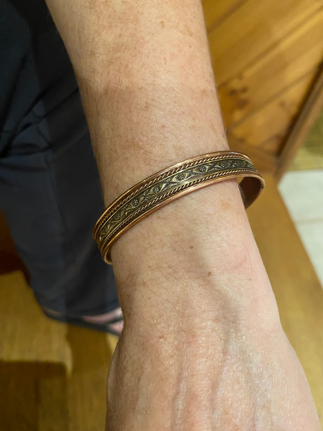 Customer photo review of Kiri / Magnetic / Copper Bracelet